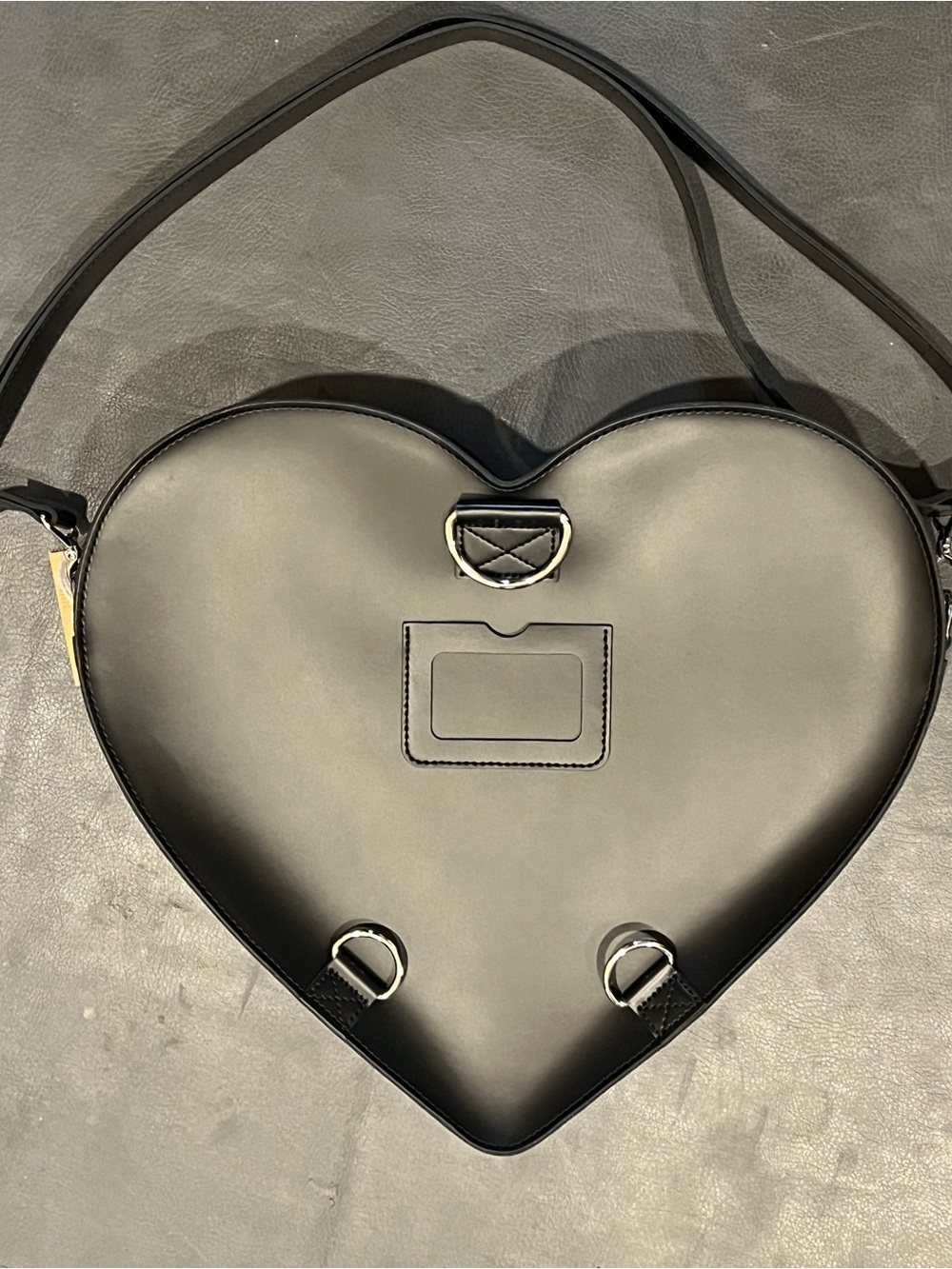 Dr. Martens Large Heart Backpack Crossbody Black - Picture 4 of 10